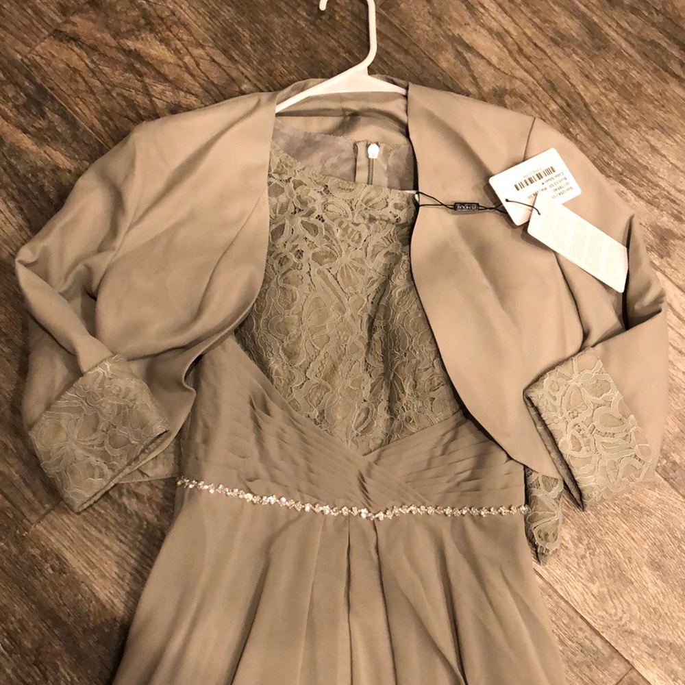 NWT JJ’s house grey dress - Picture 5 of 8